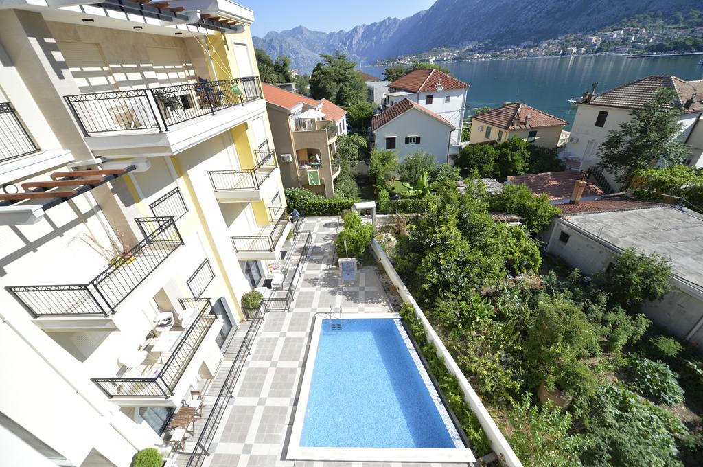 Posto Capitano C Group * Kotor